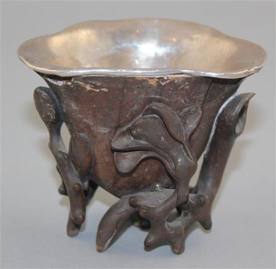 A Chinese rosewood libation cup, 17th / 18th century, 8cm, some losses and repair